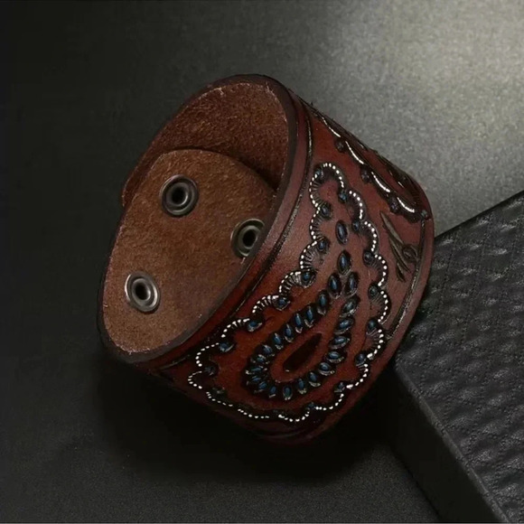 2 LEFT! Faux Leather Western Engraved Bracelet - Picture 5 of 5